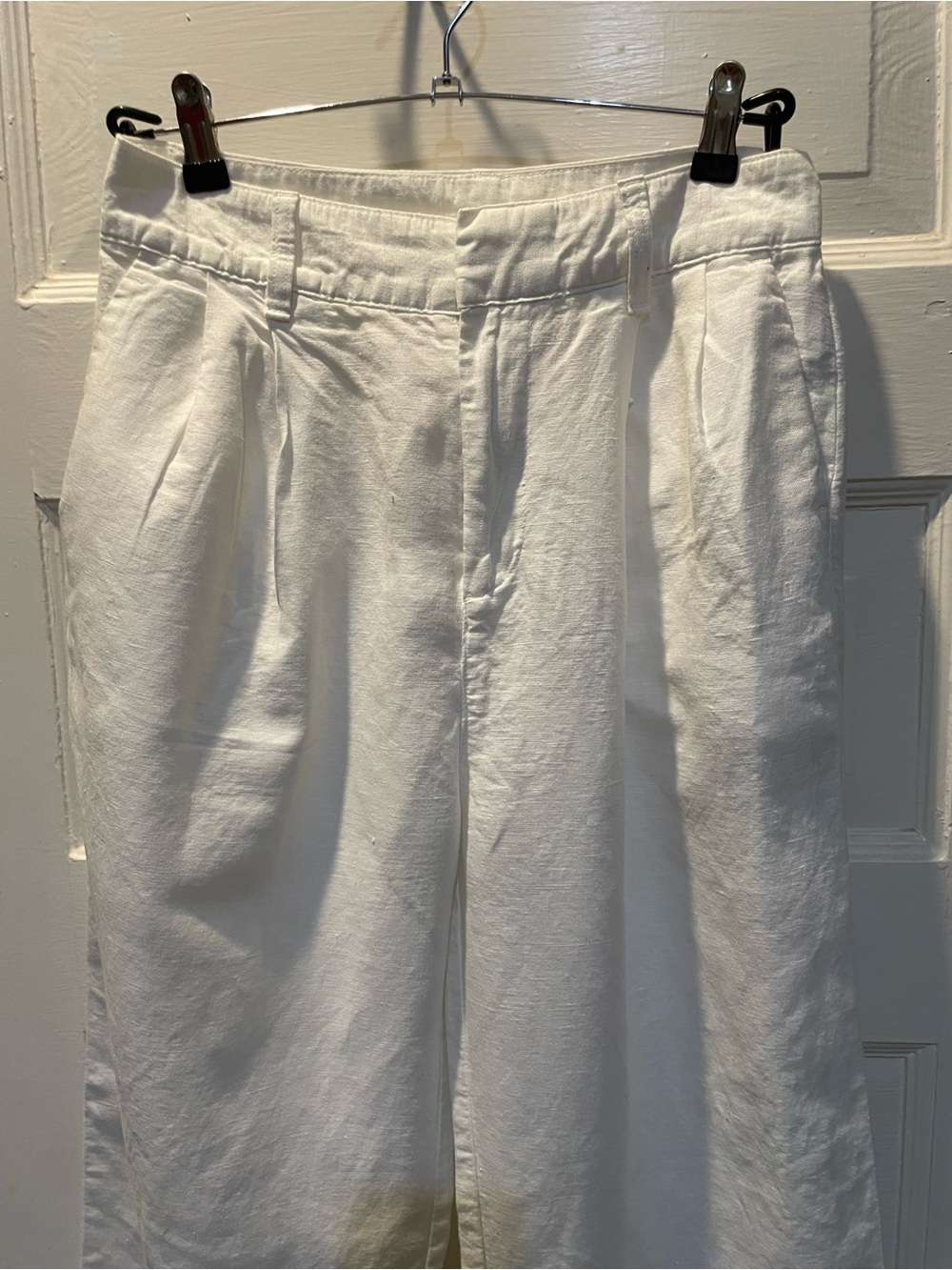 Gap women’s White Linen Pleated Wide Leg Pants, Size 4